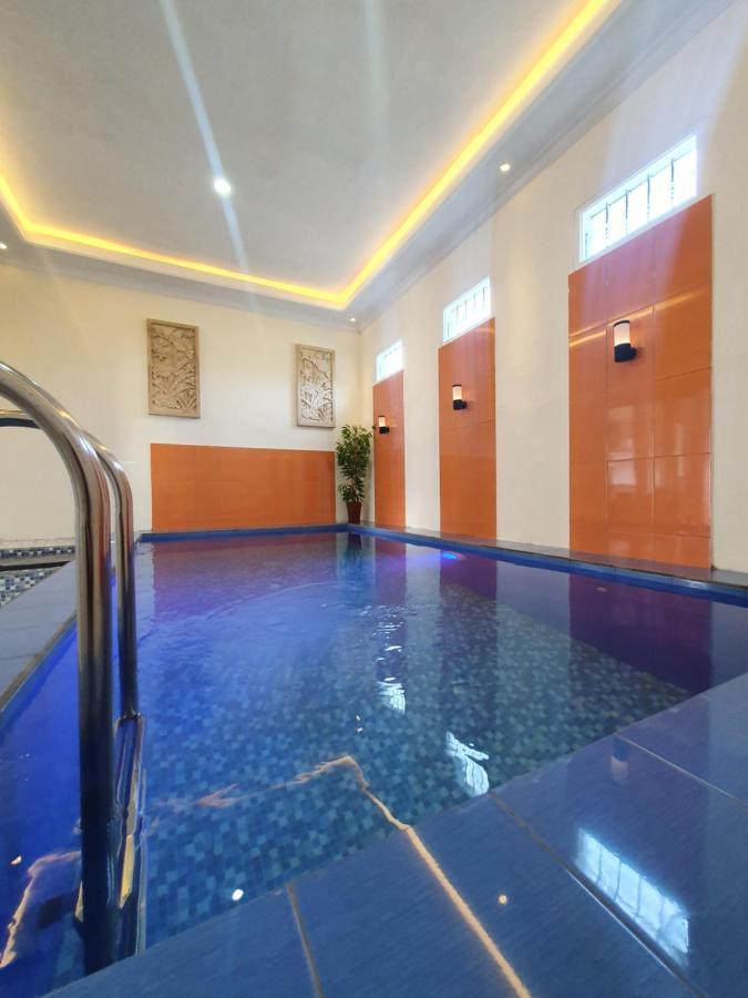 Kayz Villa Batu Dengan Kolam Renang Pribadi Batu (East Java) Exterior foto